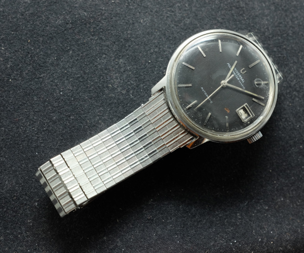 Universal Geneve Polerouter Date 1-69